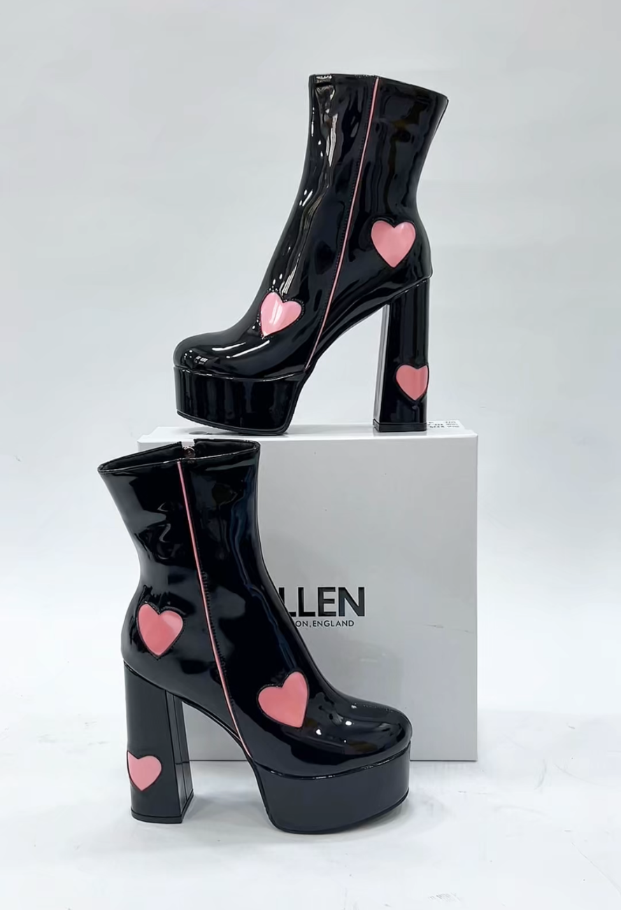LOVE SHOE - BLACK