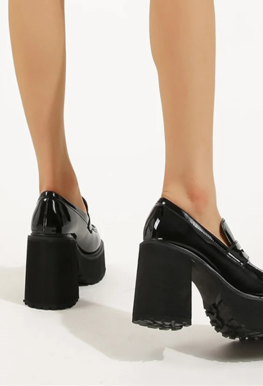 School Petty boot