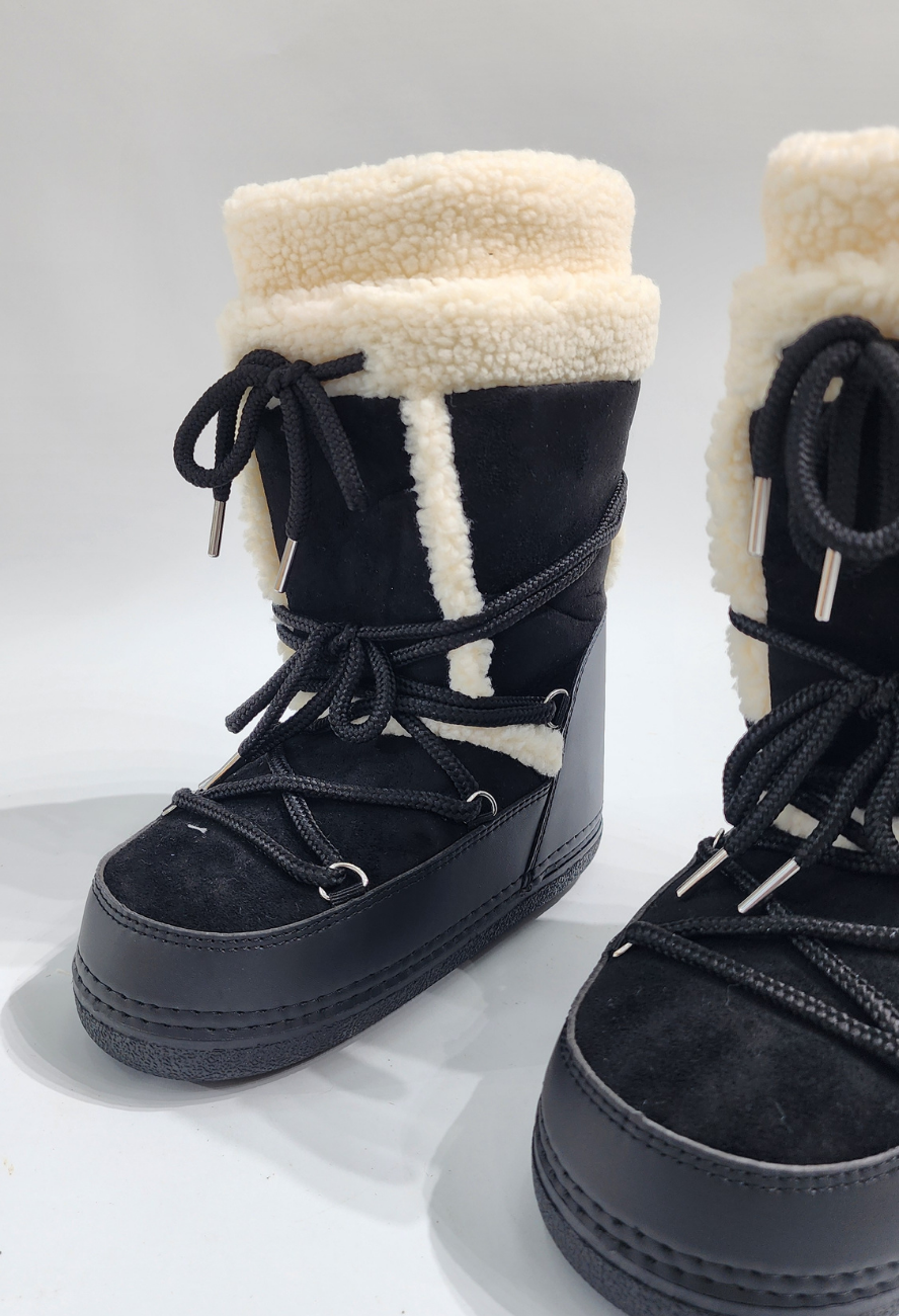 SNOW BOOTS - BLACK