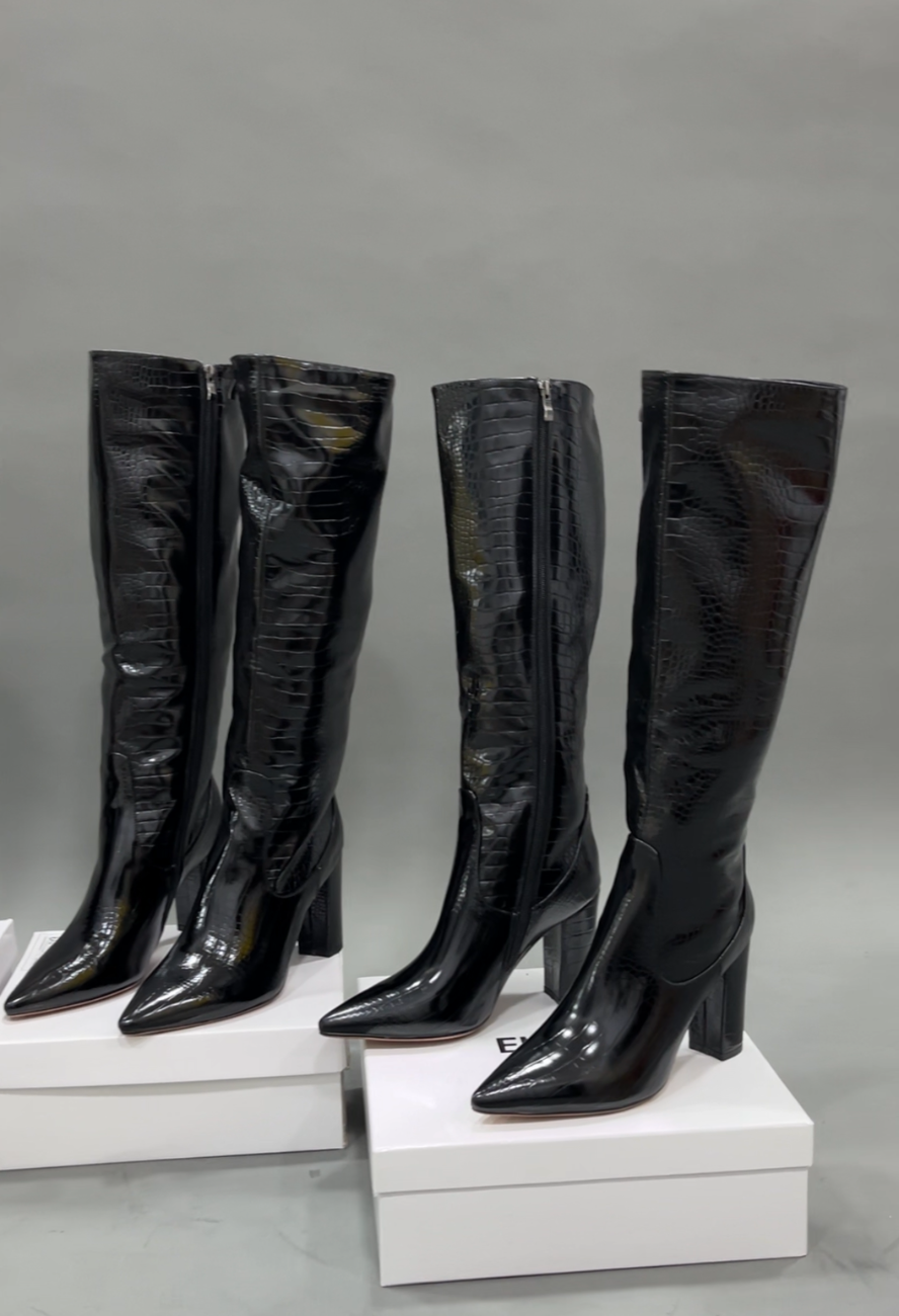 Noir Croc Boot (BLACK)