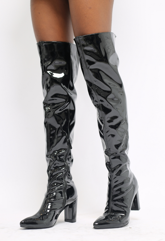 BLACK Pointed BOOTS