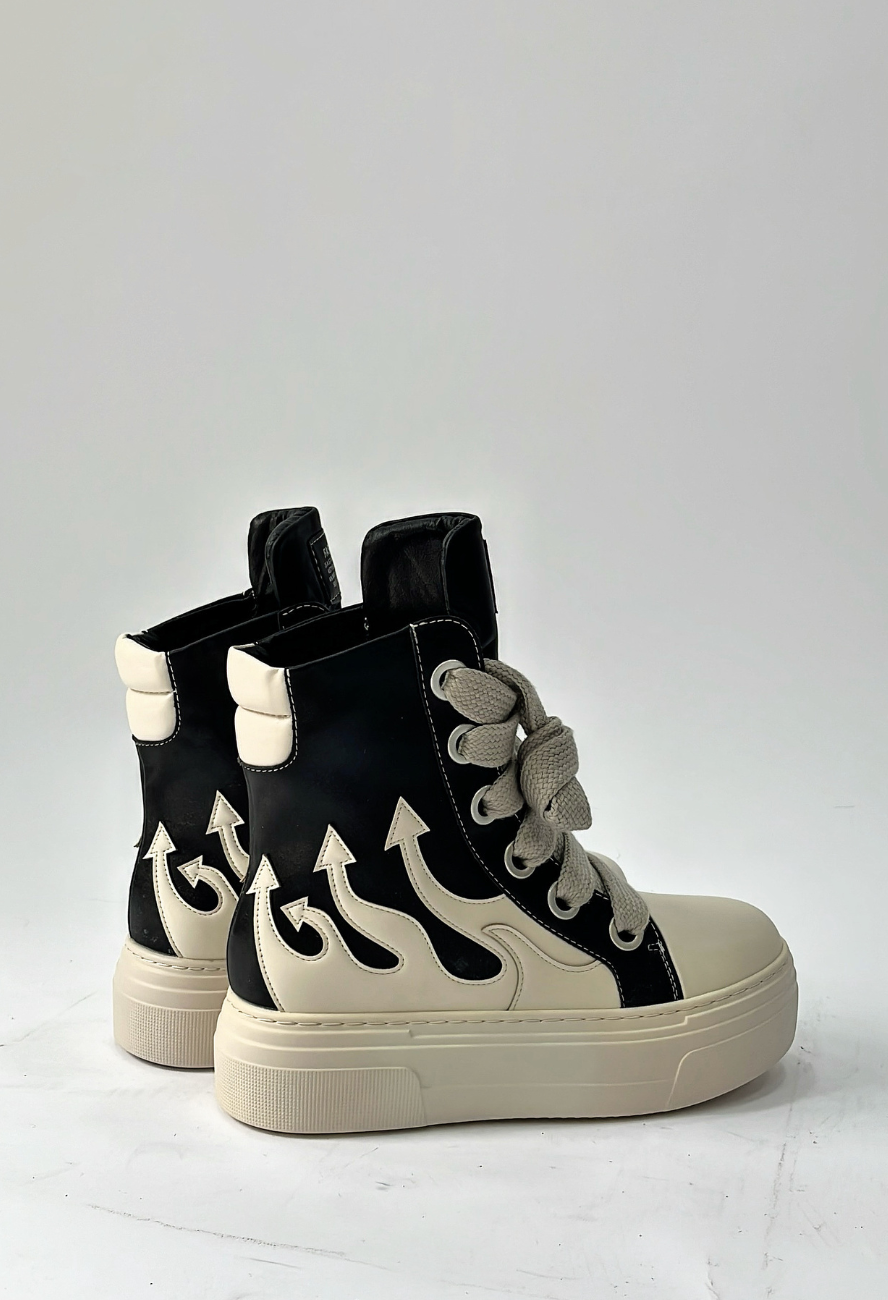BLACK FLAME BOOTS -UNISEX