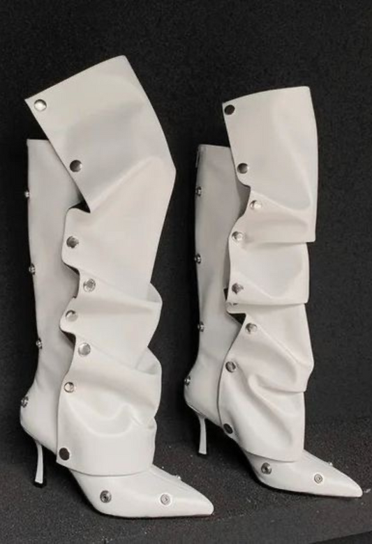 SCARLET BOOTS - WHITE