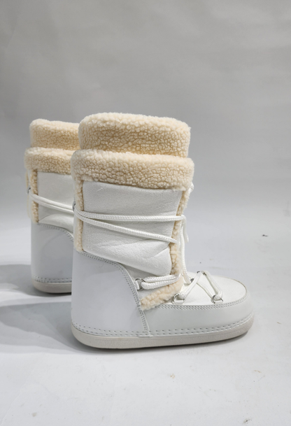 SNOW BOOTS - WHITE