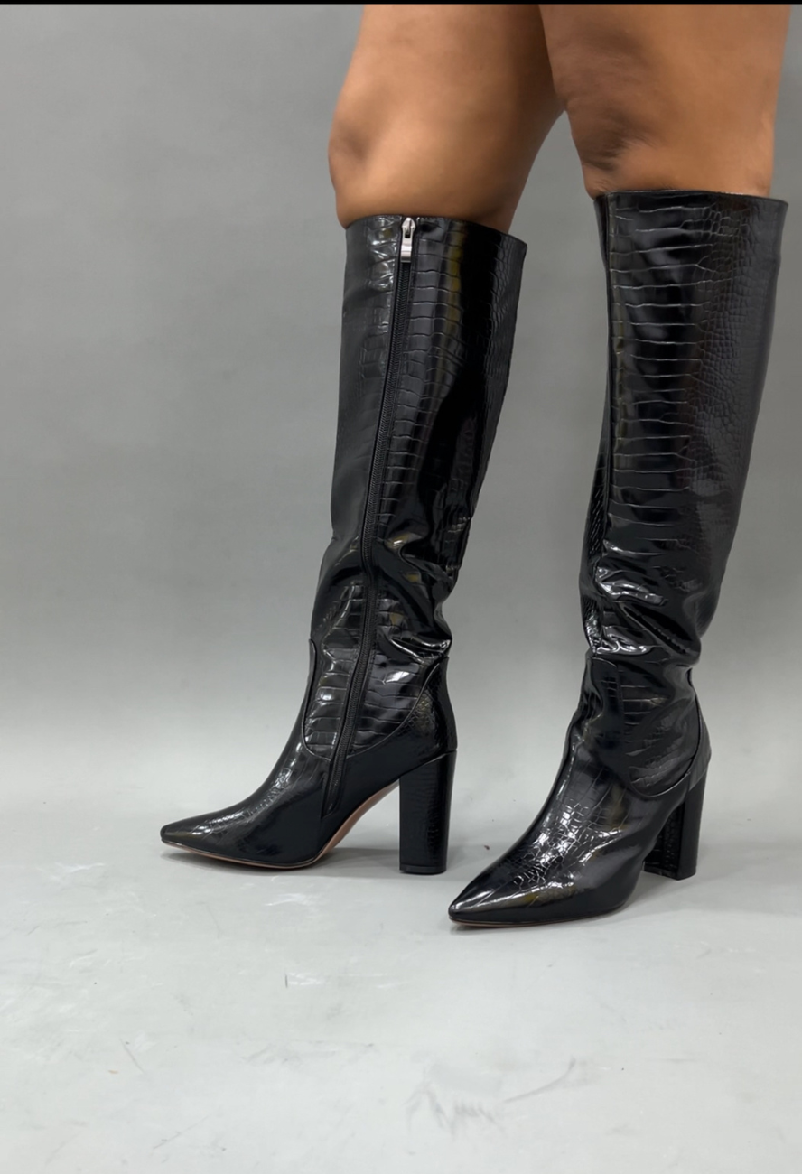 Noir Croc Boot (BLACK)