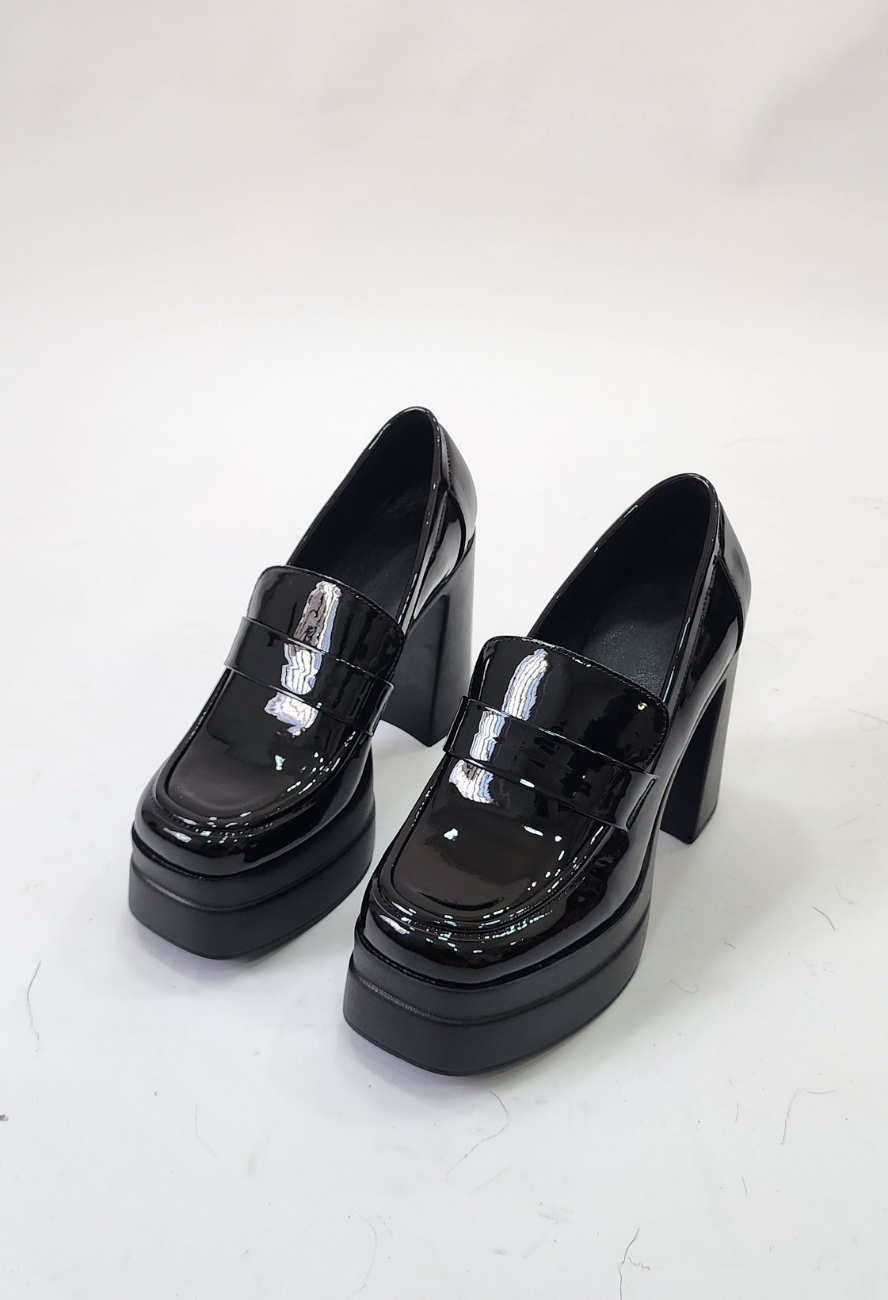 School Petty BOOT - MONDAY