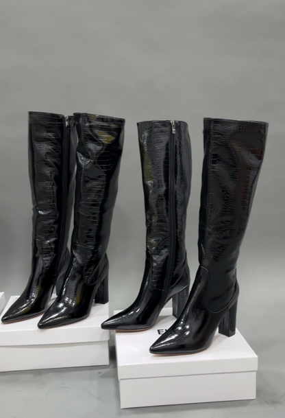 Noir Croc Boot (BLACK)