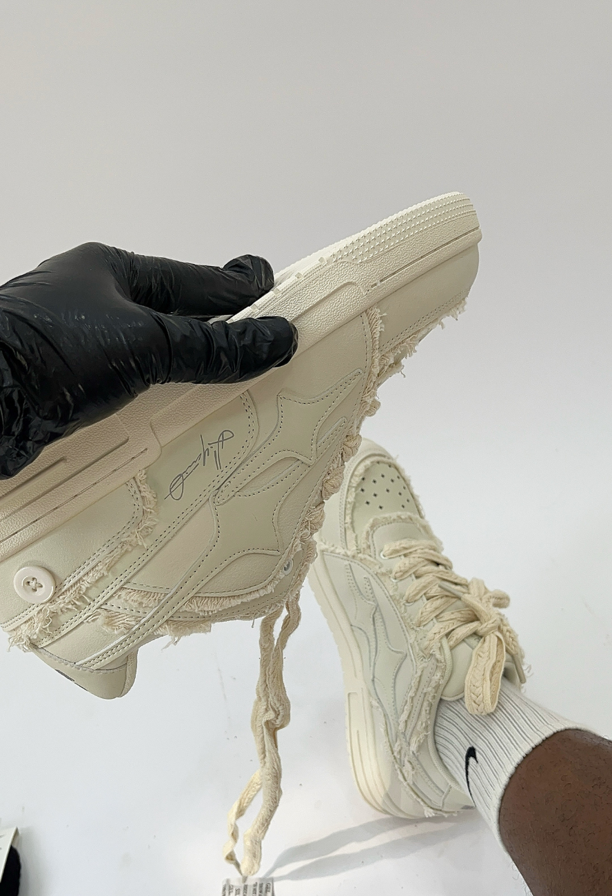 MQM Sneakers - WHITE( UNISEX)