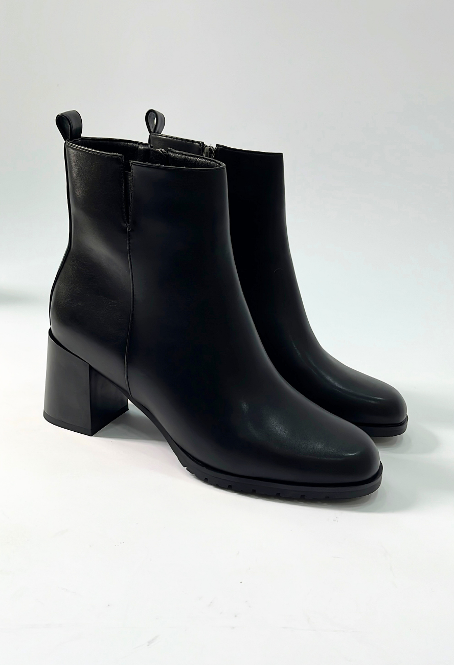 WORK - BLACK  BOOTS