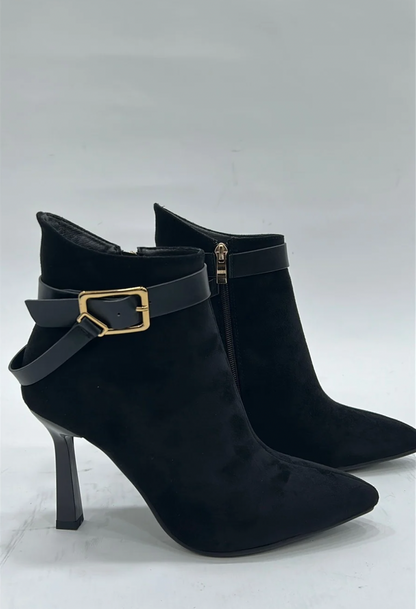 Pipe Ankle boots Black